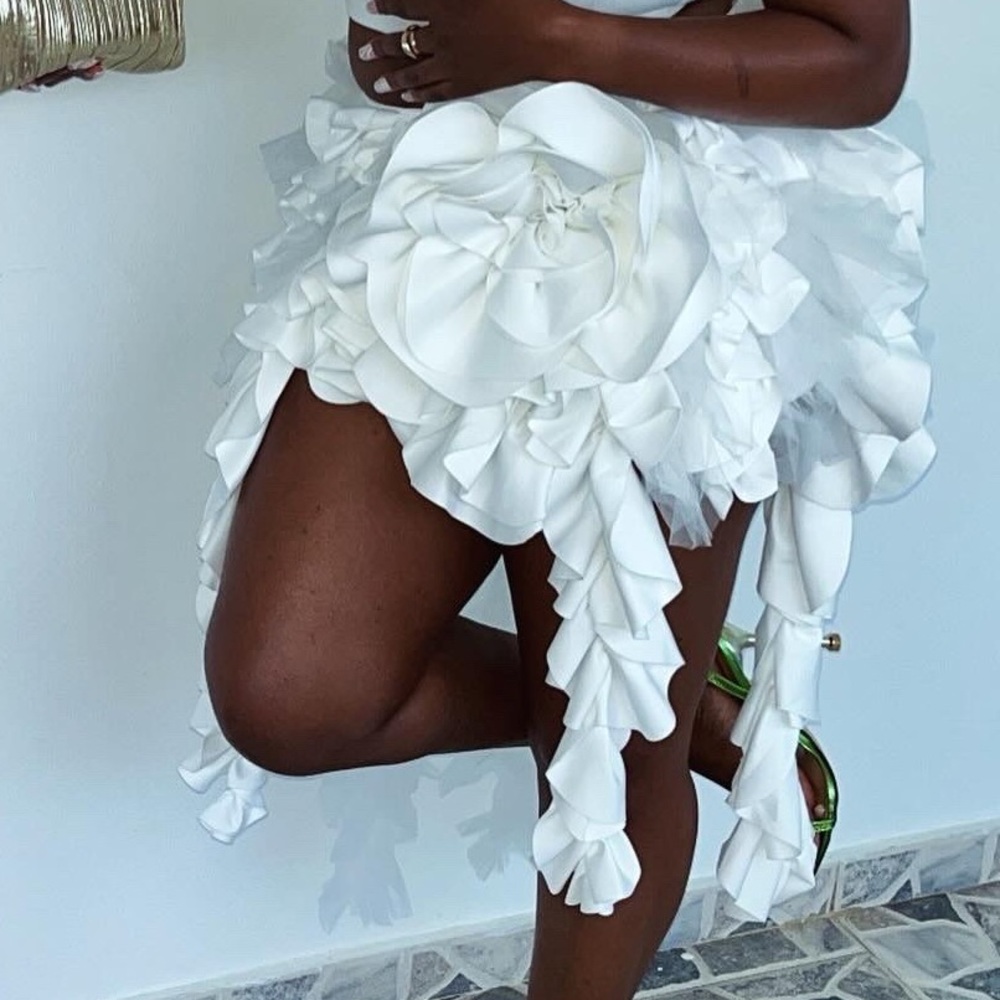 White dramatic flower skirt